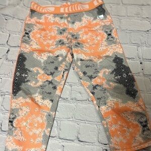 Girls size 7/8 colorful yoga pants